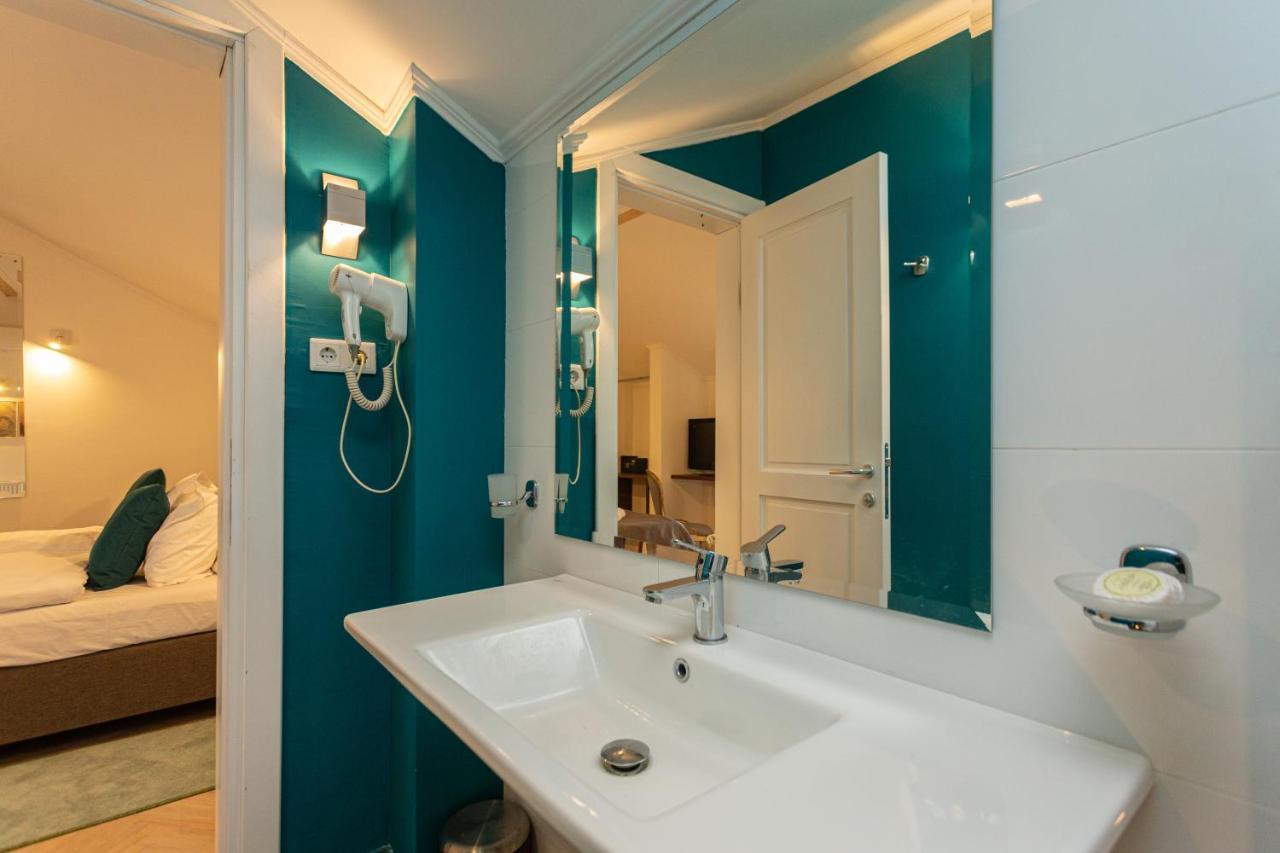 Heritage Hotel Petrakija SJJ Extérieur photo
